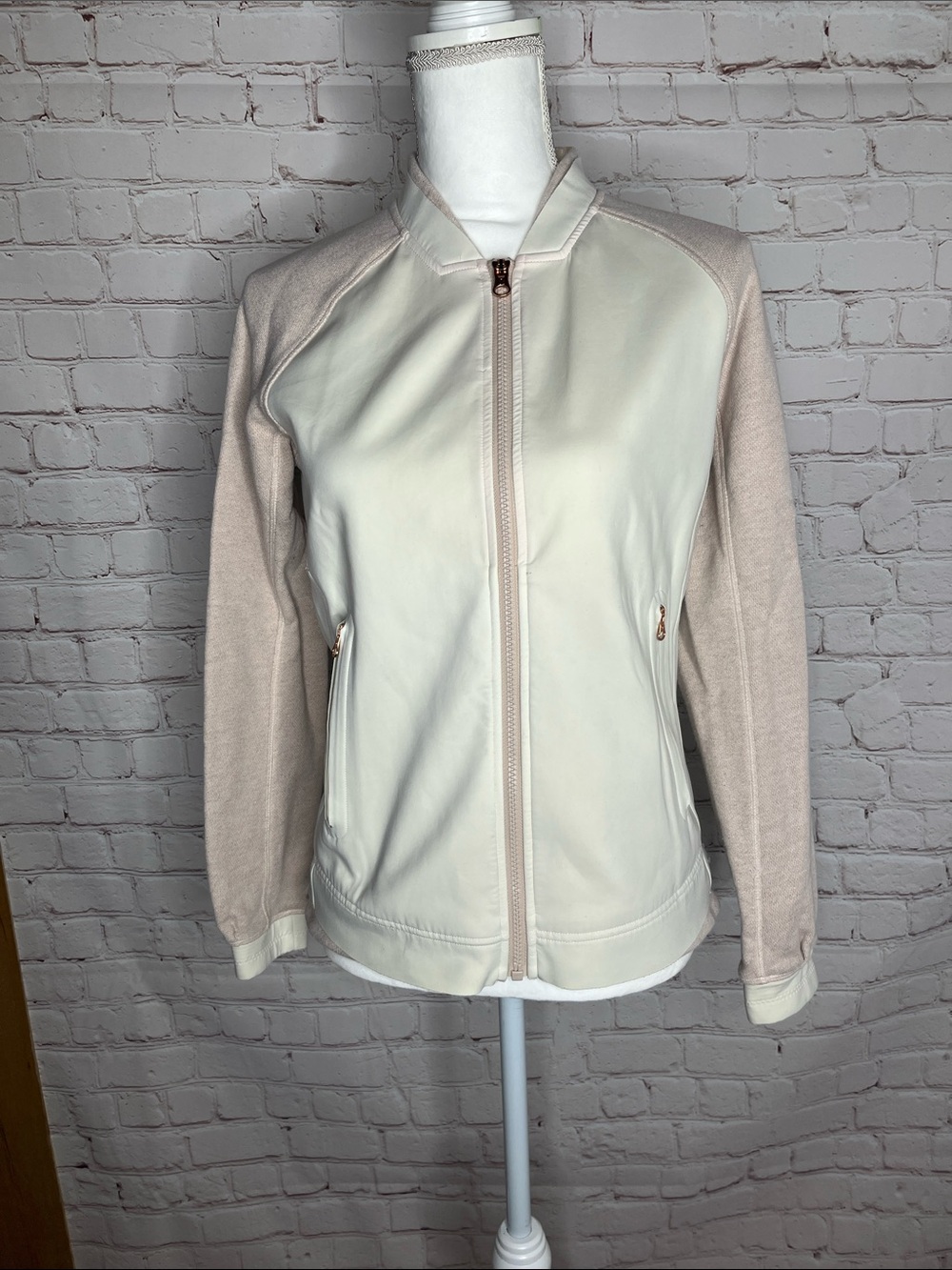 Lululemon Var-City Bomber